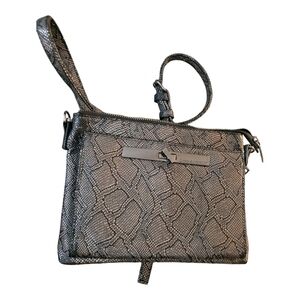 Enzo Angiolini metallic snakeskin crossbody purse built in wallet